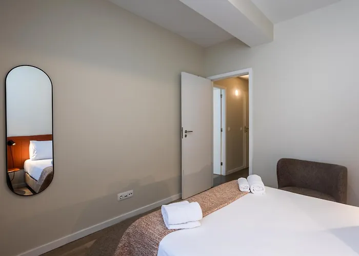 Quo Almeida Garrett * Ponta Delgada