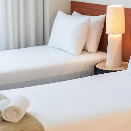 Quo Almeida Garrett Apartament *