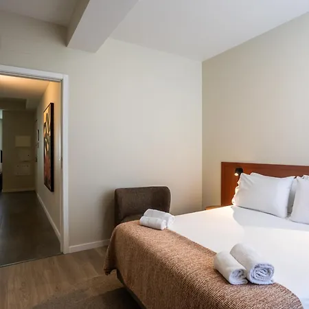 Quo Almeida Garrett Apartment *