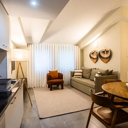 Apartament Quo Almeida Garrett *