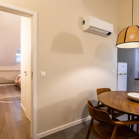 Apartament Quo Almeida Garrett