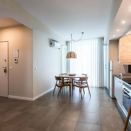 Apartament Quo Almeida Garrett