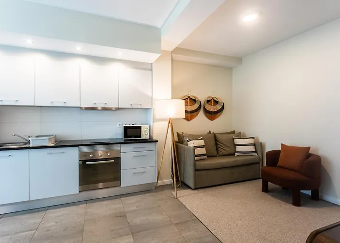 Quo Almeida Garrett Apartment