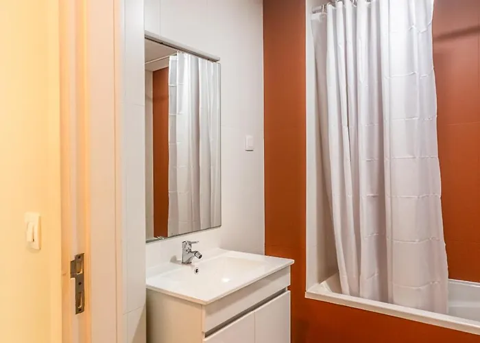 Quo Almeida Garrett *